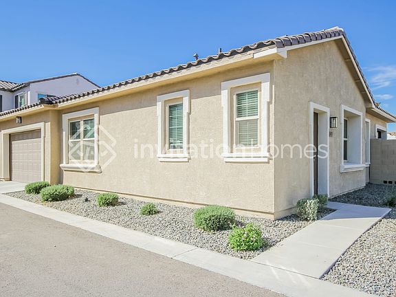 2nd image of 18975 W Pasadena Ave
