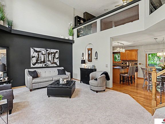 4th image of 8221 Katrina Ln