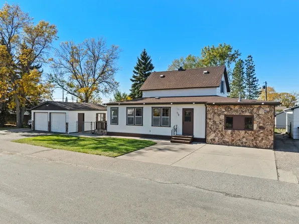 110 1st Ave NE, Surrey, ND 58785