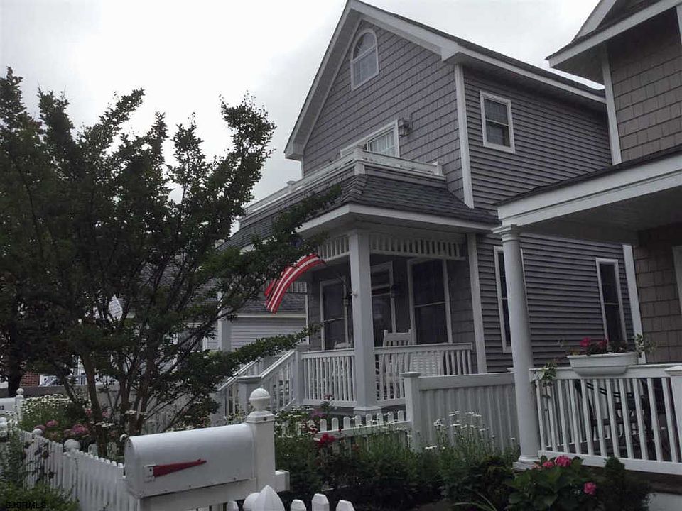 1st image of 113 Wesley Ave