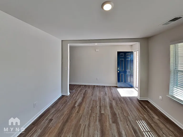 2259 Meadow Stream Dr — Photo 7
