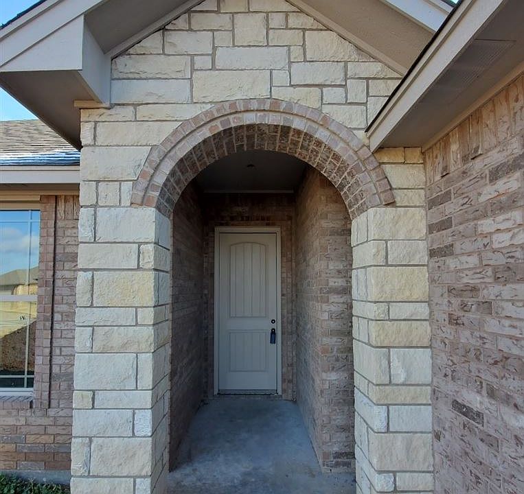 317 N Mountain Meadow Dr, Cache, OK 73527 Zillow