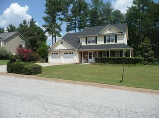 1425 Glenfield Dr, Lawrenceville, GA 30043
