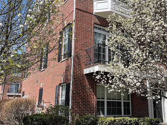 2nd image of 11920 Kelso Dr Unit 1