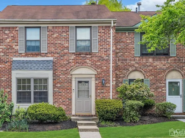 163 Chippenham Ct #2163, Piscataway, NJ 08854