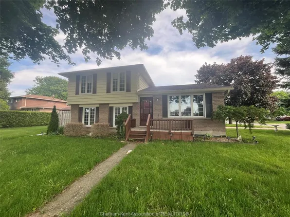 183 Michener Rd, Chatham Kent, ON N7L 4X4