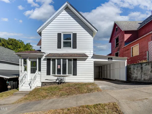 36 Maple Street, Gloversville, NY 12078