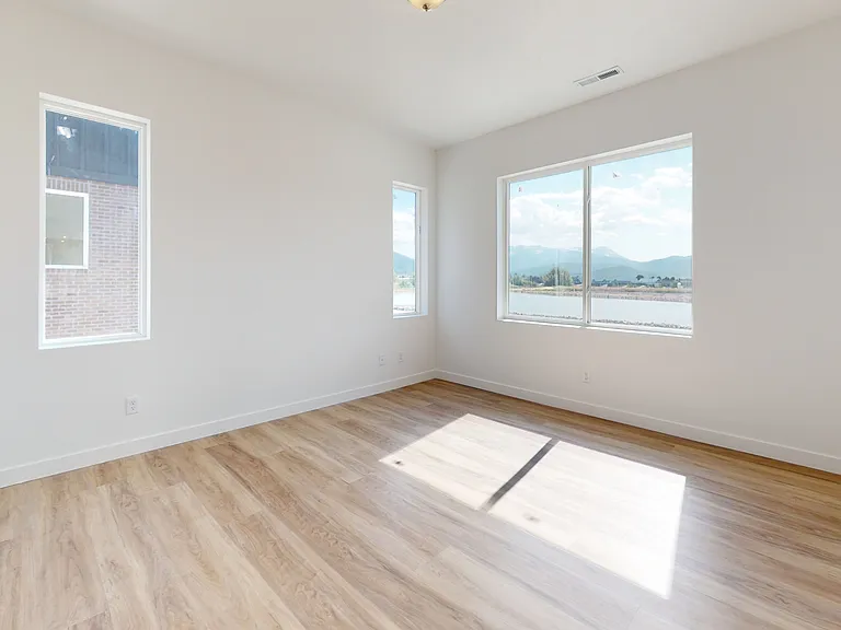 1322 S Sawmill Blvd #508 — Photo 21