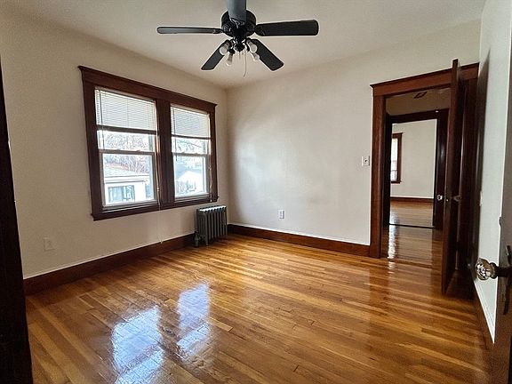 2nd image of 52 Buckley St #52