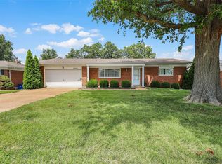 9439 Garber Rd, Saint Louis, MO 63126