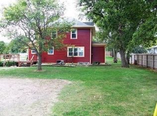 708 4th St, Baltic, SD 57003