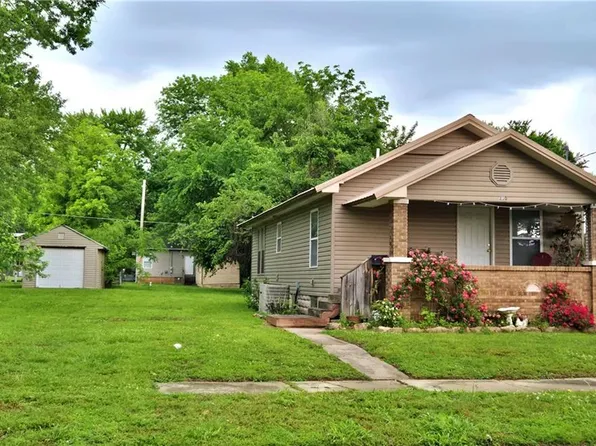 210 W 18th St, Pittsburg, KS 66762