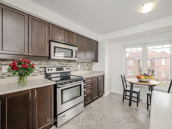 5th image of 525 Cavanagh Ln