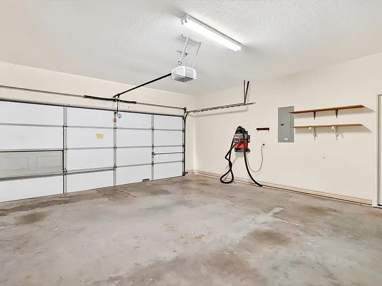 15222 Isla Pinta Ct — Photo 30