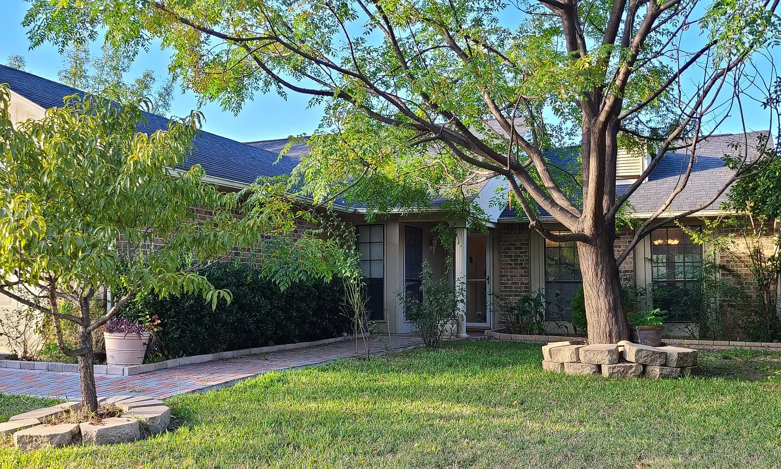 7913 Bermejo Rd — Photo 2