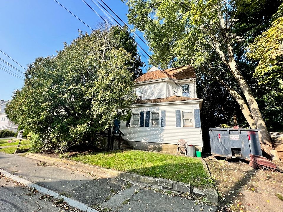 2nd image of 34 Newcomb Pl