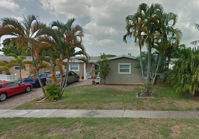 2nd image of 6431 Park St