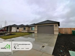 20218 Solomon Peak Dr, Anderson, CA 96007