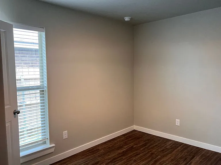 3406 Tiffin Ave — Photo 17