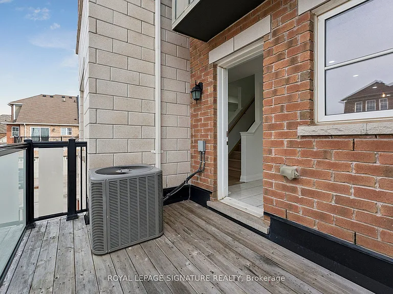 122 Baycliffe Cres — Photo 44