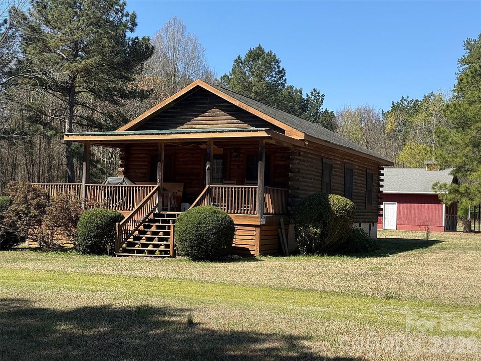 1st image of 3227 Legend Rd