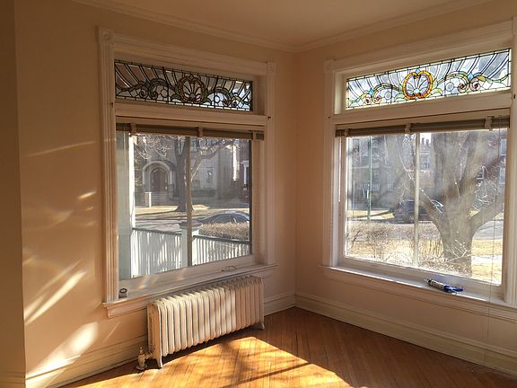 5th image of 3916 N Tripp Ave #1R