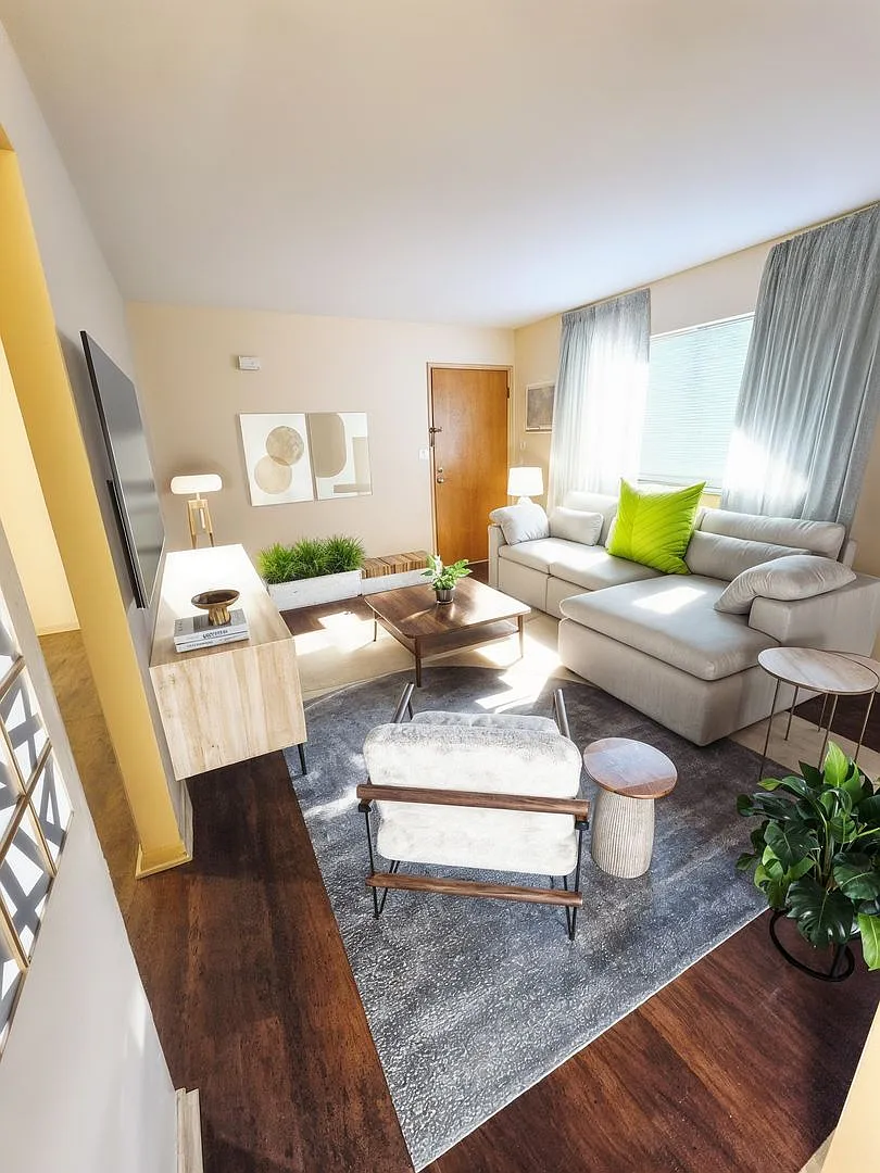 Renovated 2BR/Washer-Dryer Ready/Pet-Friendly/ New Albany — Photo 1