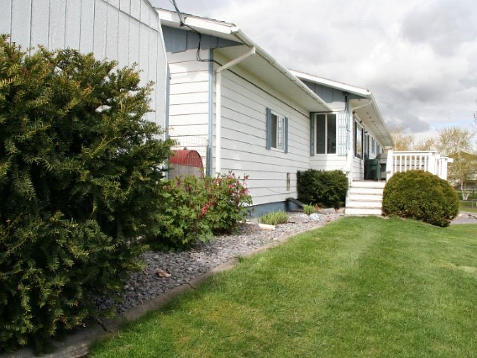 1st image of 39220 Lakeview Dr