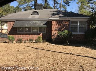 1511 Howard St, Kinston, NC 28501