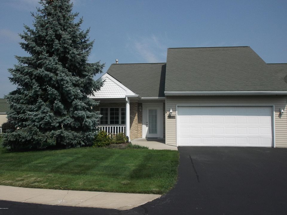 1st image of 1093 Fountain View Cir Unit 1