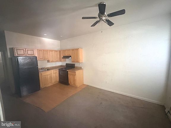 3rd image of 1802 W Montgomery Ave