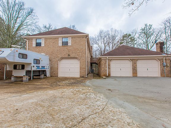 5th image of 4727 Sussex Ln