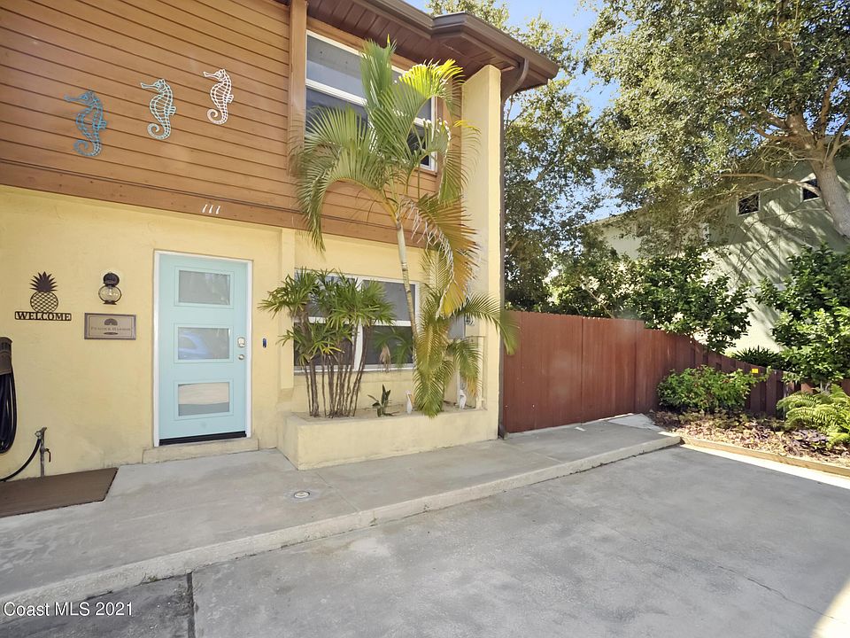 1st image of 111 Harbor Dr