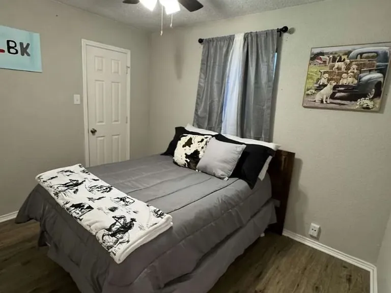 8405 Canton Ave — Photo 6
