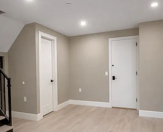 5th image of 2911 Avenue D #1A
