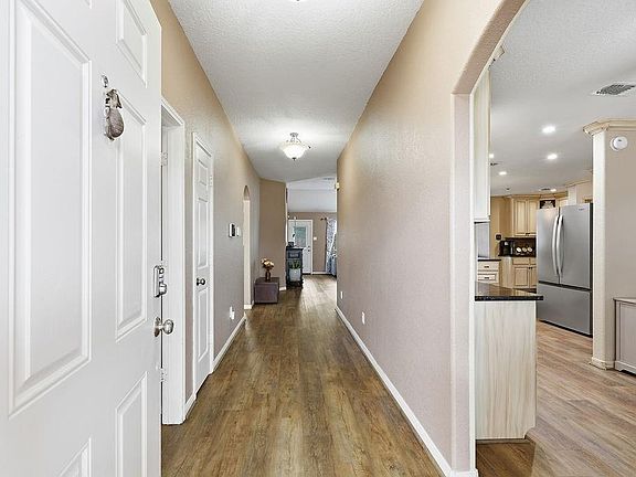 3rd image of 2977 Community Dr