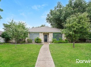 1512 Meadow Glen St, Richardson, TX 75081