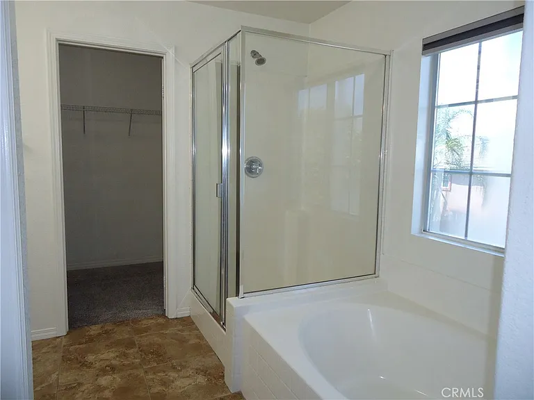 1093 Tangerine Dr — Photo 15