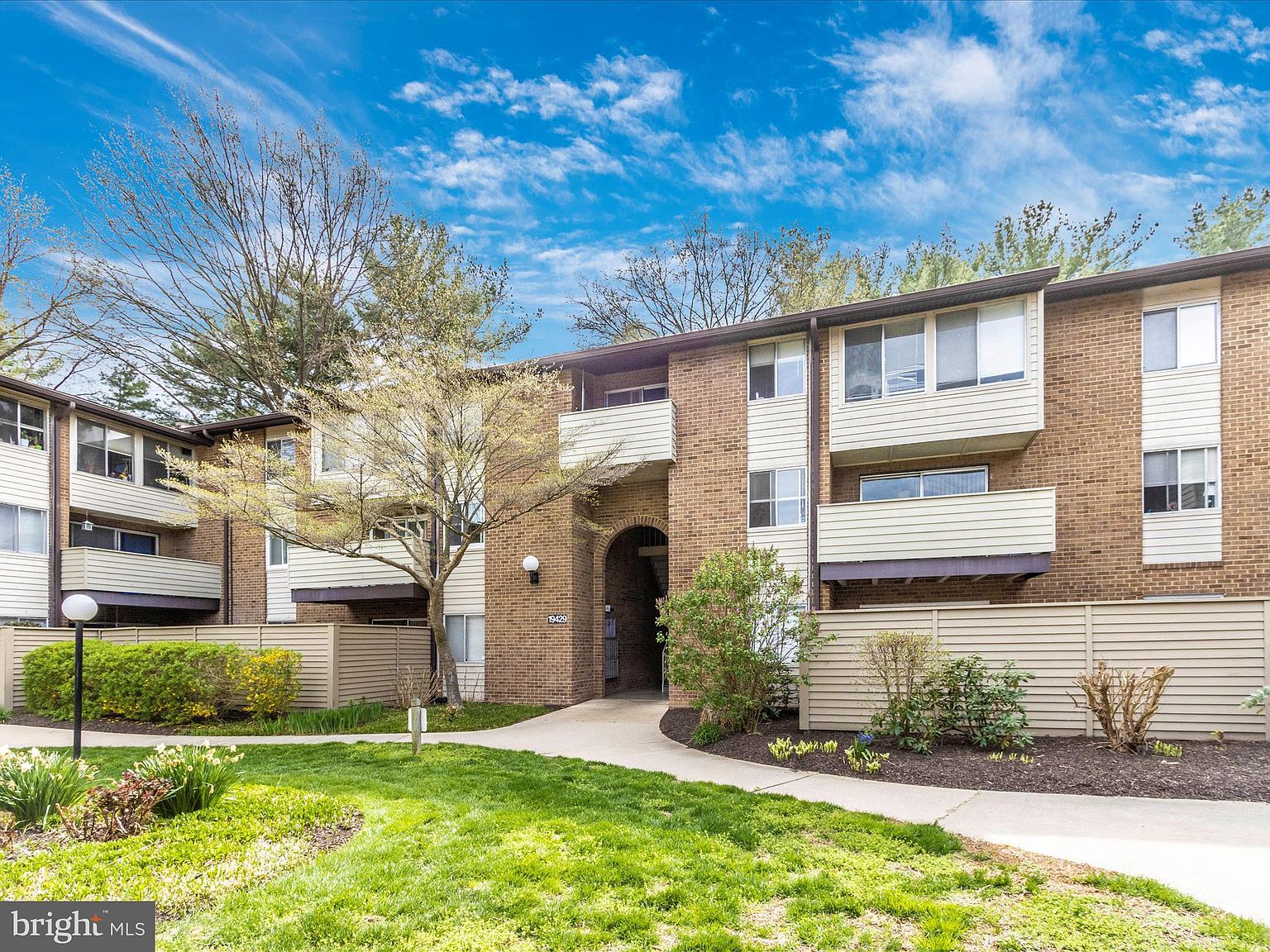19429 Brassie Pl APT 302, Montgomery Village, MD 20886 Zillow