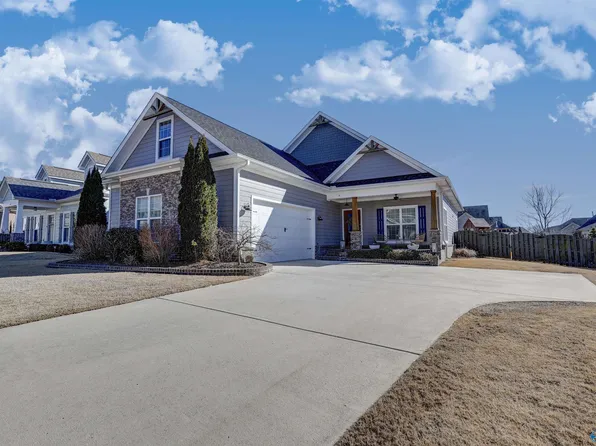 4 Notting Hill Pl SE, Gurley, AL 35748