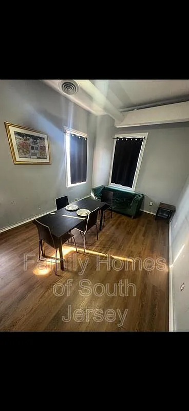 1432 N Broad St — Photo 3