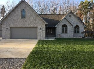 4005 E Monroe Rd, Midland, MI 48642