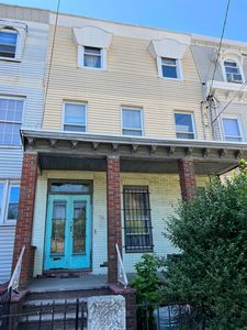 119 Storms Ave, Jersey City, NJ, 07306