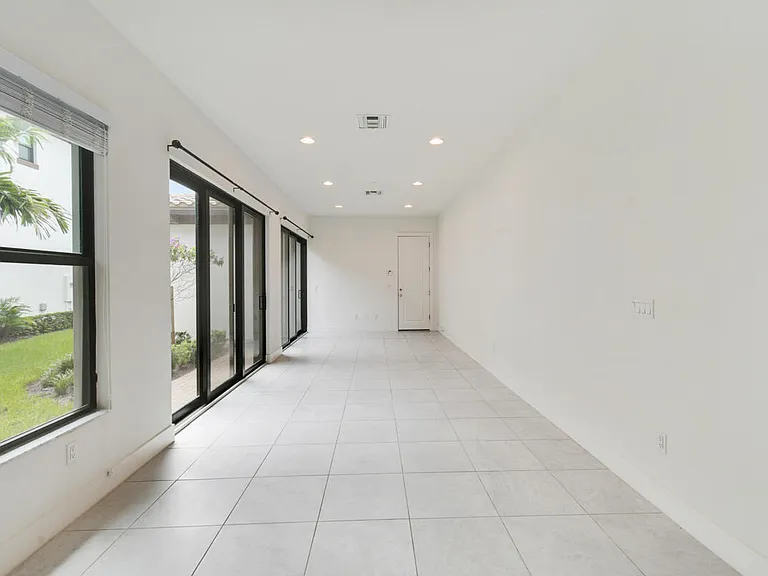 13351 Machiavelli Way — Photo 19