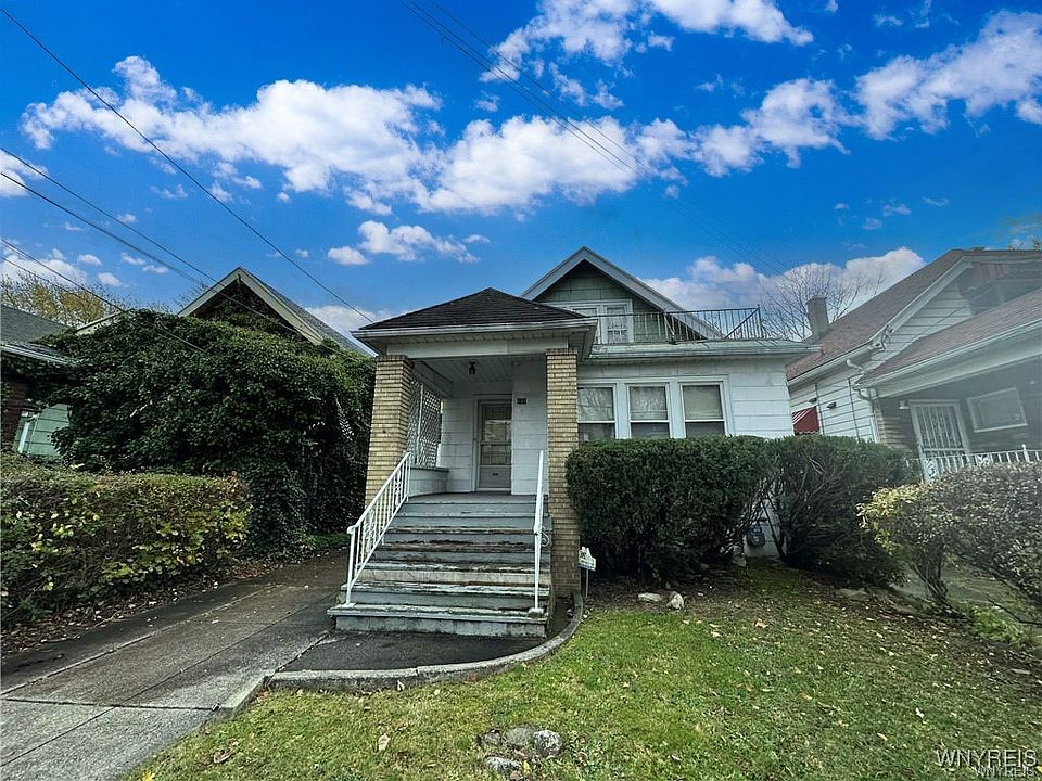1st image of 131 Dartmouth Ave