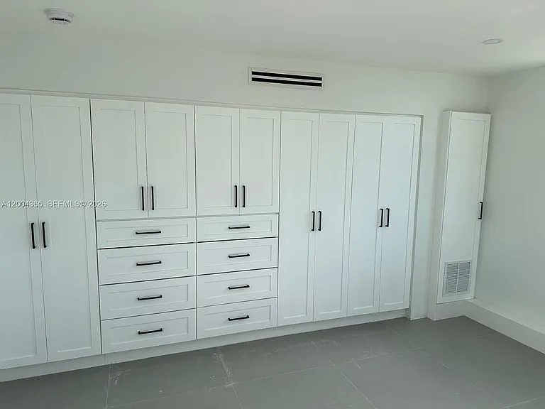 360 Meridian Ave #3E — Photo 10