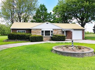 1221 Stoner Rd, Fostoria, OH 44830