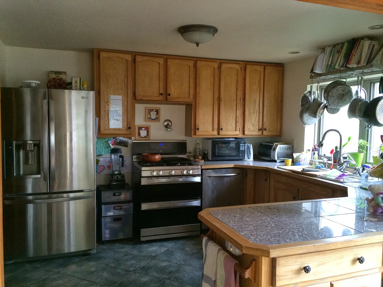 4 bed, 3000 sqft, $5,995 — Photo 4