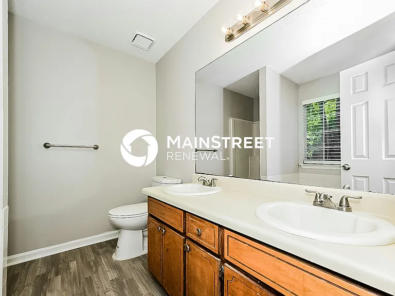 Main Bathroom