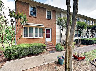 446 High Creek Trce, Roswell, GA 30076